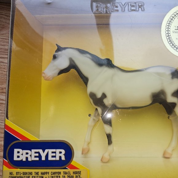 Breyer Domino Happy Canyon Trail Horse - paint, pinto CE - western - Picture 9 of 12